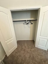 1 Bollardpoint Ln in Houston, TX - Foto de edificio - Building Photo