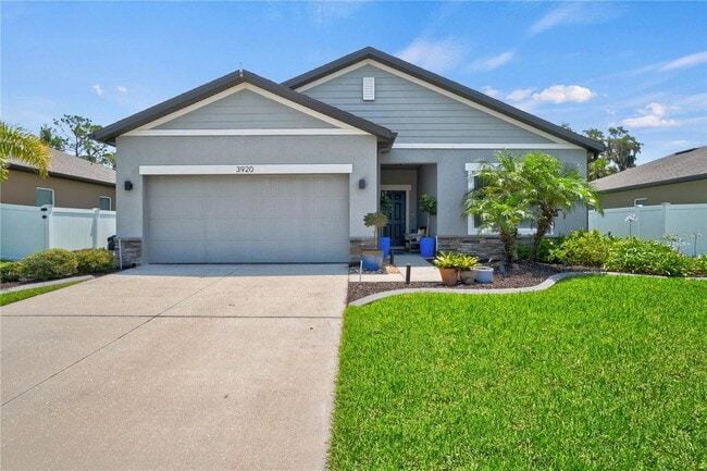 property at 3920 Loon Ln