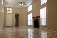 8511 Elm Lake Dr in Houston, TX - Building Photo - Building Photo