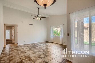 2238 E Florian Ave in Mesa, AZ - Building Photo - Building Photo