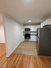 3936 S Pleasant St in Independence, MO - Building Photo - Building Photo