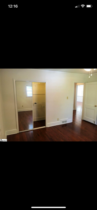 109 Tanglewylde Dr, Unit Room for rent in Spartanburg, SC - Building Photo