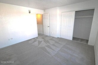 2875 N Tucson Blvd in Tucson, AZ - Building Photo - Building Photo