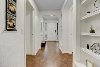7107 Thannas Way in Austin, TX - Building Photo - Building Photo