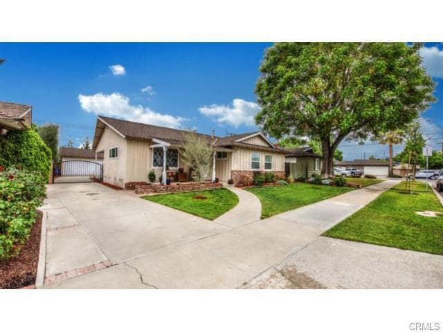 1429 E Madison Ave in Orange, CA - Building Photo - Building Photo