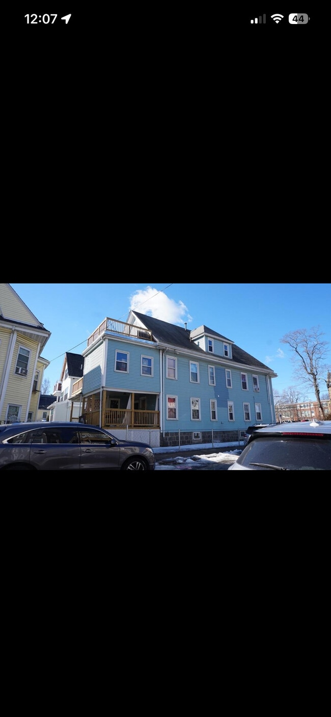 151 Crawford St