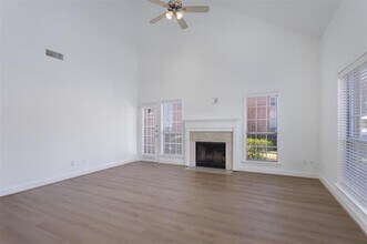 12680 Hillcrest Rd in Dallas, TX - Building Photo - Building Photo