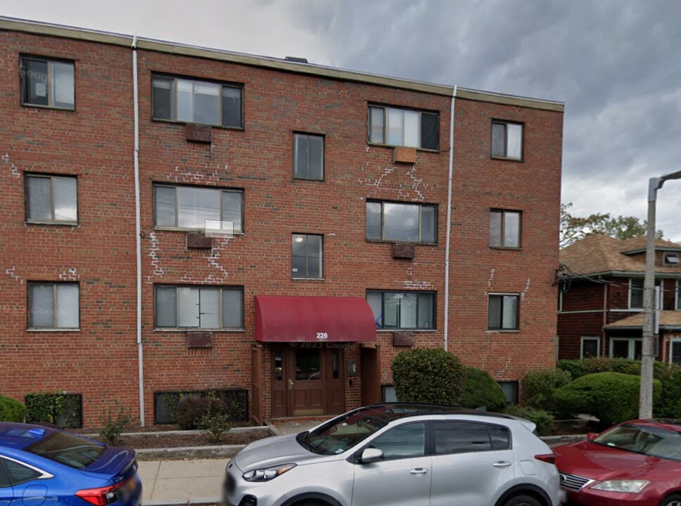 226 Parker Hill Ave, Unit 3 in Boston, MA - Building Photo