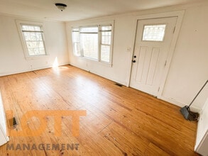 12 3rd St in Greenville, SC - Building Photo - Building Photo