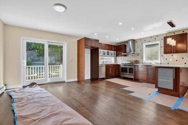 9006 Columbia Ave in North Bergen, NJ - Building Photo - Building Photo