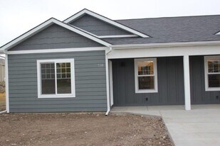 710 N 12th St in Livingston, MT - Building Photo