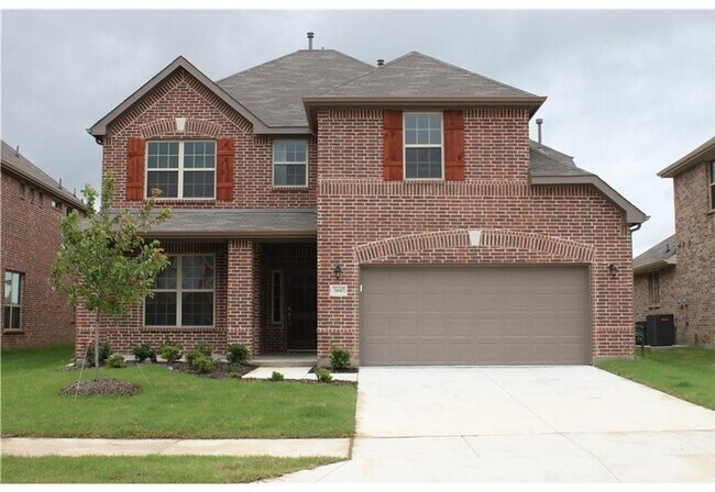 property at 3440 Canyon Lake Dr