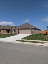 18908 Speculator Ln in Elgin, TX - Building Photo - Building Photo