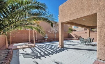 8429 Spirit Vale Ave in Las Vegas, NV - Building Photo - Building Photo