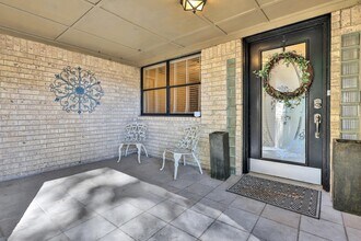 148 S Oak Bluff St in Trinity, TX - Building Photo - Building Photo