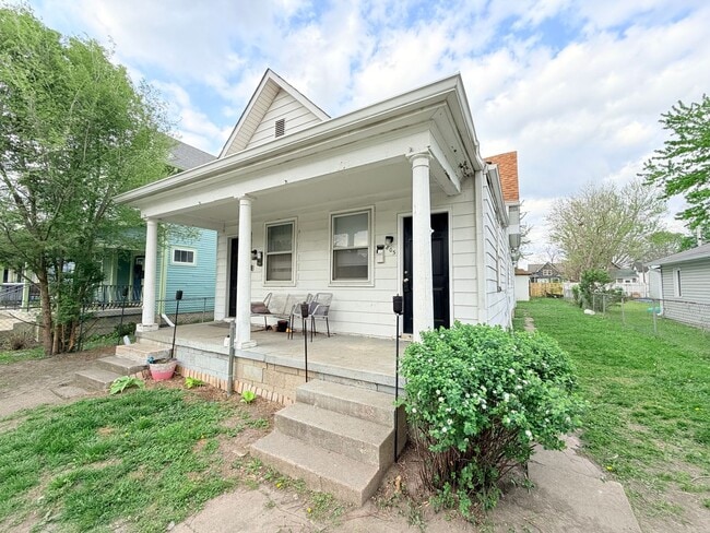 property at 805 Jefferson Ave