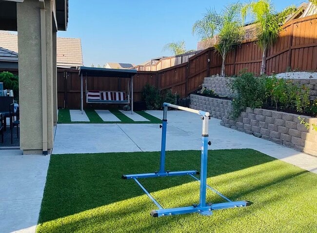145 Hermosa Ct in Lincoln, CA - Building Photo - Building Photo