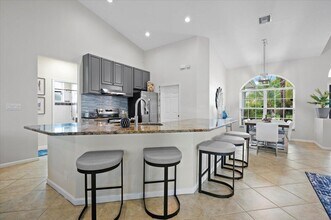 13866 Geranium Pl in Wellington, FL - Building Photo - Building Photo