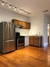 692 N High St in Columbus, OH - Foto de edificio - Interior Photo