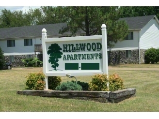 Hillwood Apartments in Union City, TN - Building Photo