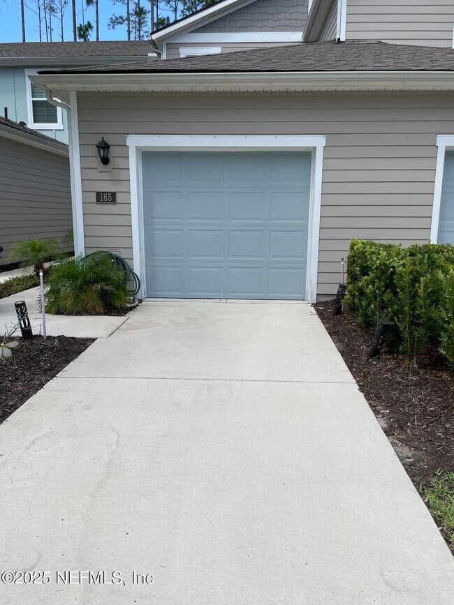 property at 165 Scotch Pebble Dr