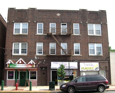 412-414 Kearny Avenue in Kearny, NJ - Building Photo