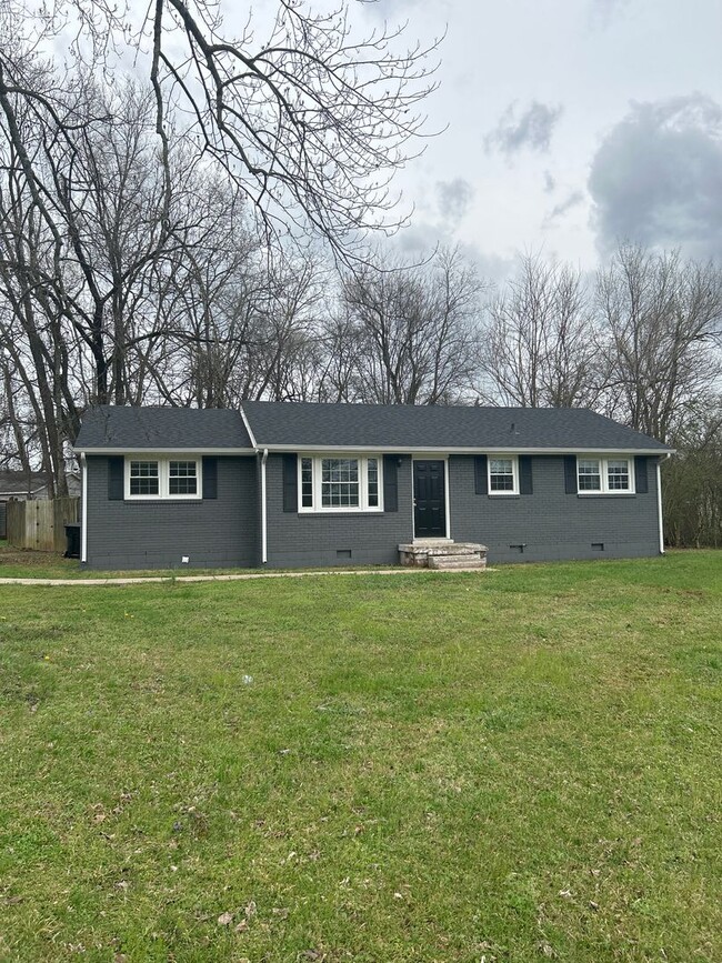 property at 2202 Sherrill Blvd