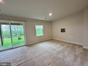 463 Paperbark Sq in Downingtown, PA - Building Photo - Building Photo