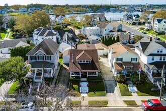 425 Washington Ave in Avon By The Sea, NJ - Building Photo - Building Photo