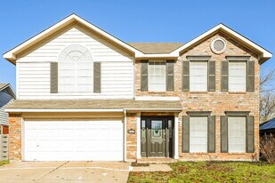 2317 Cromwell Dr in Arlington, TX - Building Photo