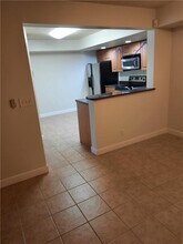 5821 Riverside Dr in Coral Springs, FL - Foto de edificio - Building Photo
