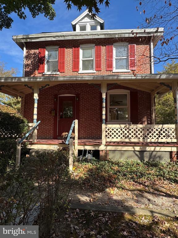 128 Sylvan Ave in Rutledge, PA - Foto de edificio - Building Photo