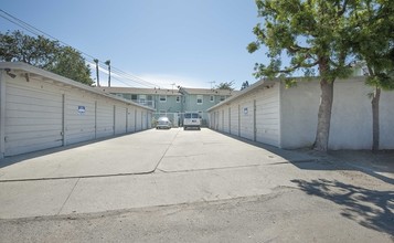 Bixby Park in Long Beach, CA - Building Photo - Building Photo