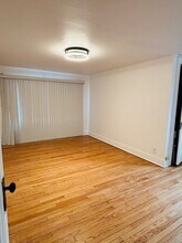 7126 W Congress St in Milwaukee, WI - Building Photo - Building Photo