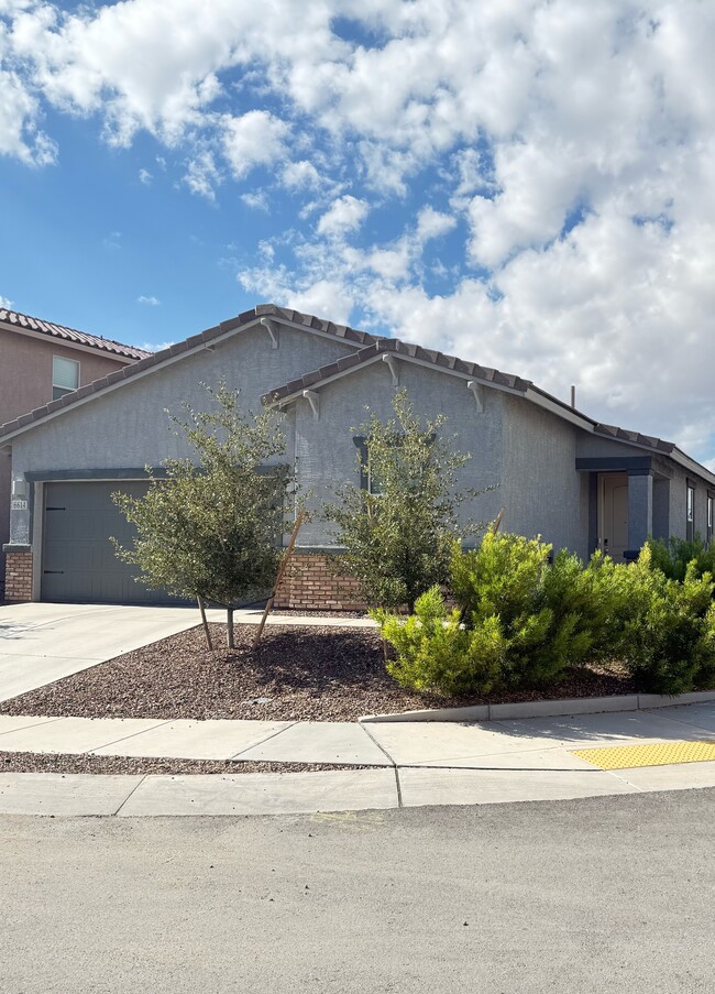 property at 6614 E Camino Rebina