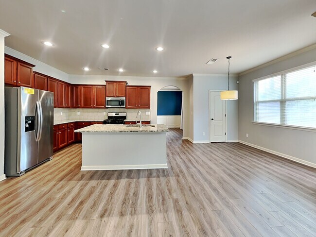 5015 Groover Dr in Smyrna, GA - Building Photo - Building Photo