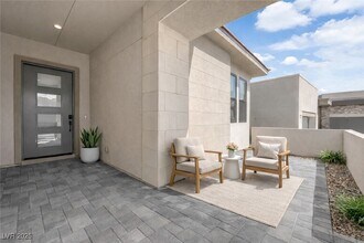 11032 Rolling Vista Dr in Las Vegas, NV - Building Photo - Building Photo