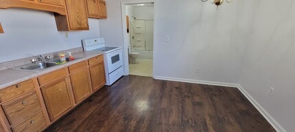 125 S Main St, Unit A in Greenville, KY - Foto de edificio - Building Photo