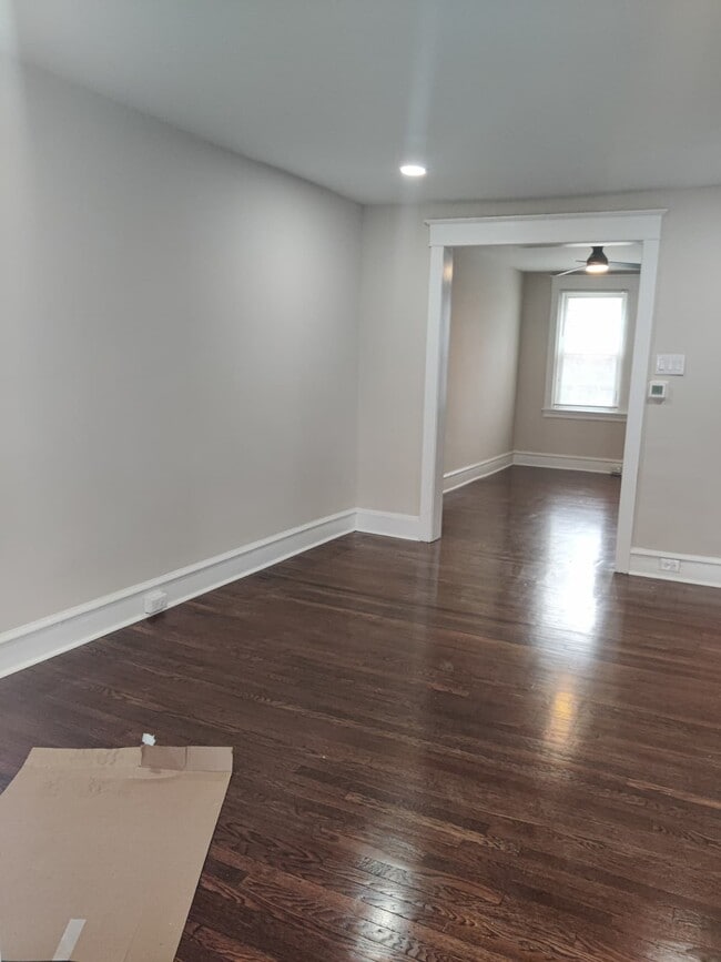 355 E Upsal St in Philadelphia, PA - Building Photo - Building Photo