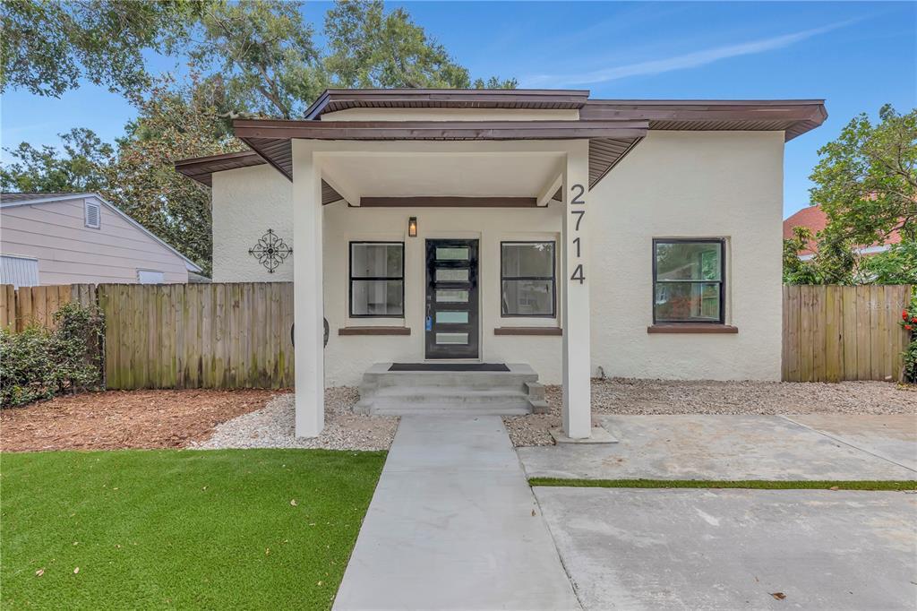 2714 36th Ave N in St. Petersburg, FL - Building Photo