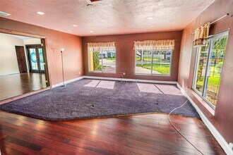 8619 SW 51st St in Cooper City, FL - Building Photo - Building Photo