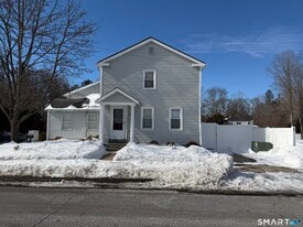 57 Chapel St in Wallingford, CT - Building Photo