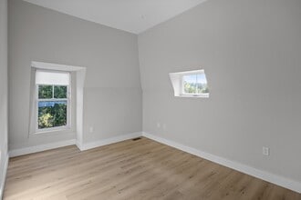 186 Bedford St in Lexington, MA - Foto de edificio - Building Photo