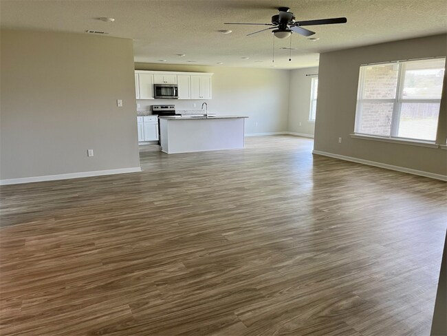 8768 Palmetto Dr in Ocean Springs, MS - Building Photo - Building Photo