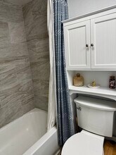 2220 Bahia Vista St, Unit G7 in Sarasota, FL - Foto de edificio - Building Photo