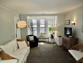 9 Brewster St in Plymouth, MA - Building Photo - Building Photo