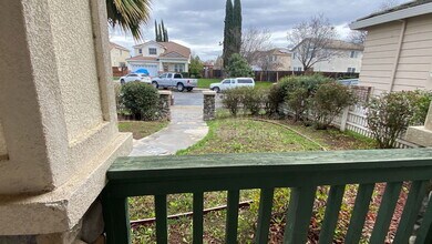 1367 Gwerder St in Tracy, CA - Building Photo - Building Photo