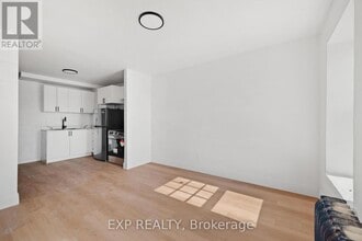 90 Carden St in Guelph, ON - Building Photo - Building Photo