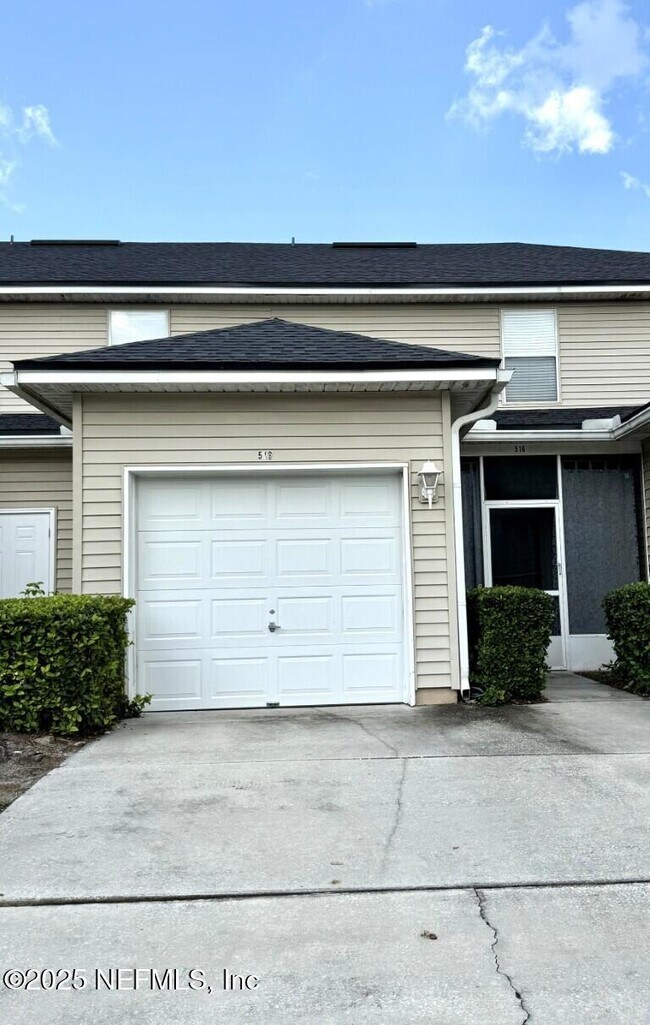 516 Hopewell Dr in Orange Park, FL - Building Photo - Building Photo