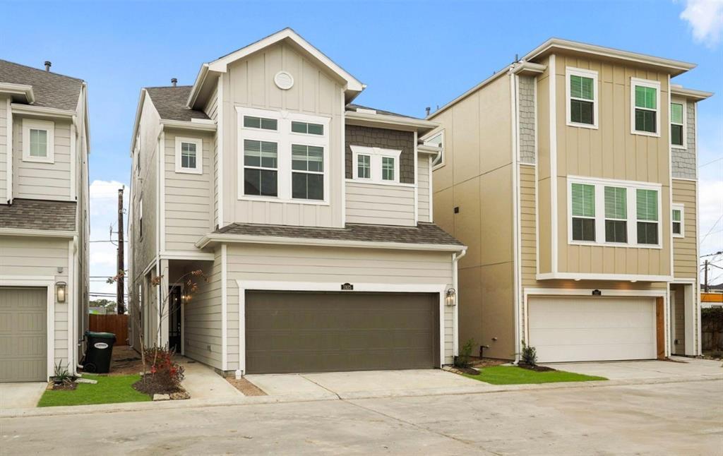 1925 Huntly Chase Dr in Houston, TX - Building Photo